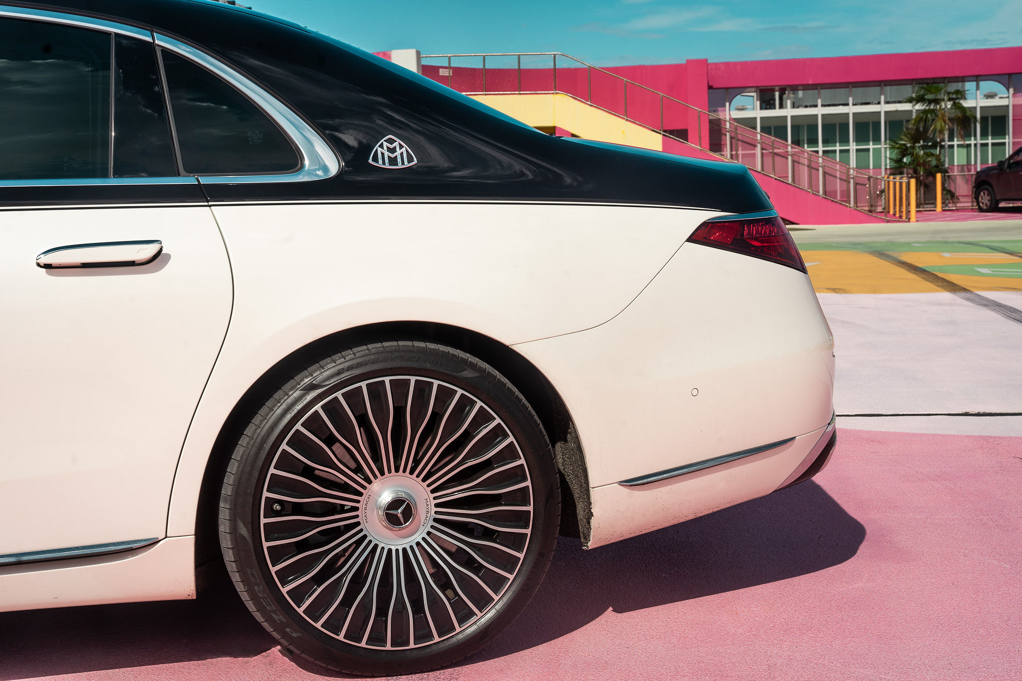 Panda Maybach S580 Interior - Luxury Executive Seating